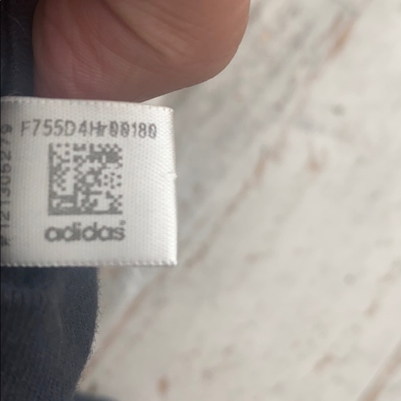 Adidas t-shirt - Picture 3 of 3